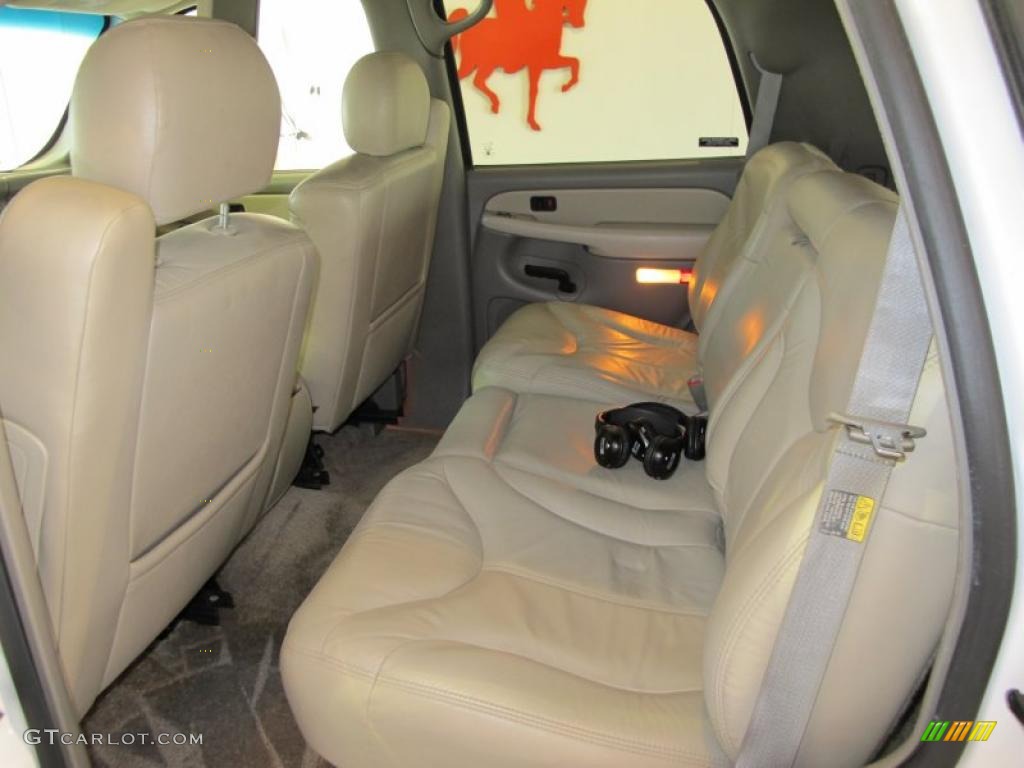 Neutral/Shale Interior 2002 GMC Yukon SLT Photo #39012891