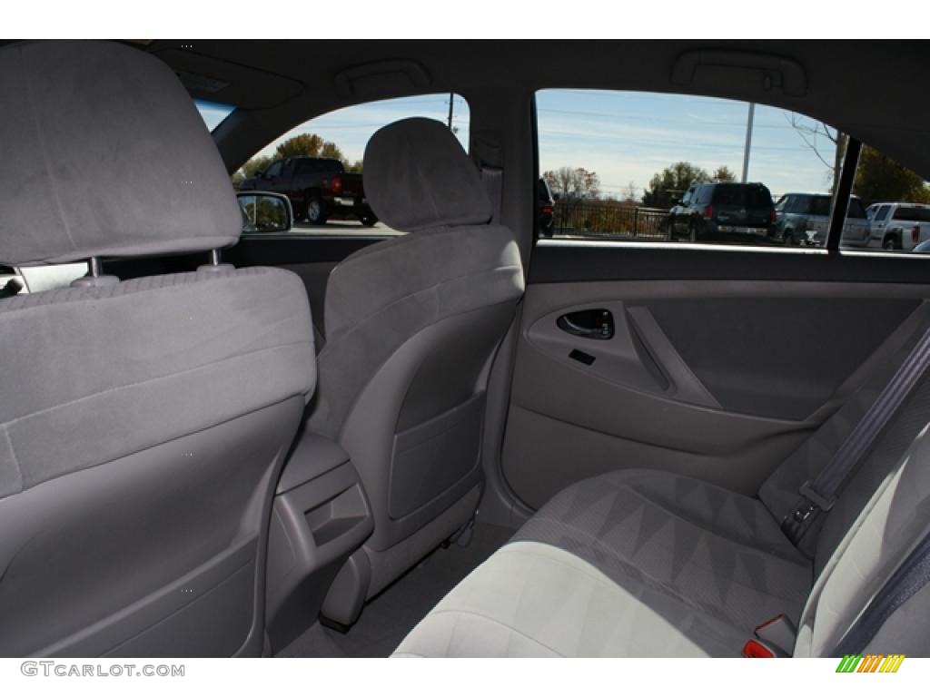 2008 Camry LE V6 - Classic Silver Metallic / Ash photo #10