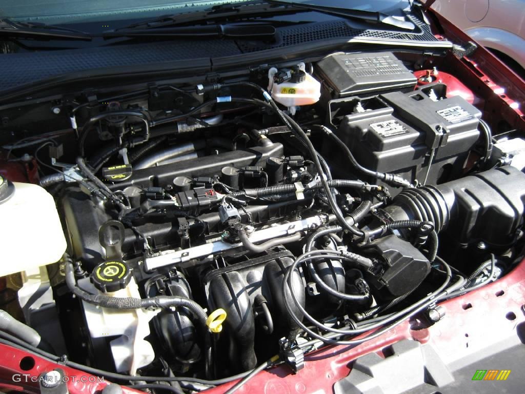 2007 Focus ZX4 SE Sedan - Dark Toreador Red Metallic / Charcoal/Light Flint photo #14
