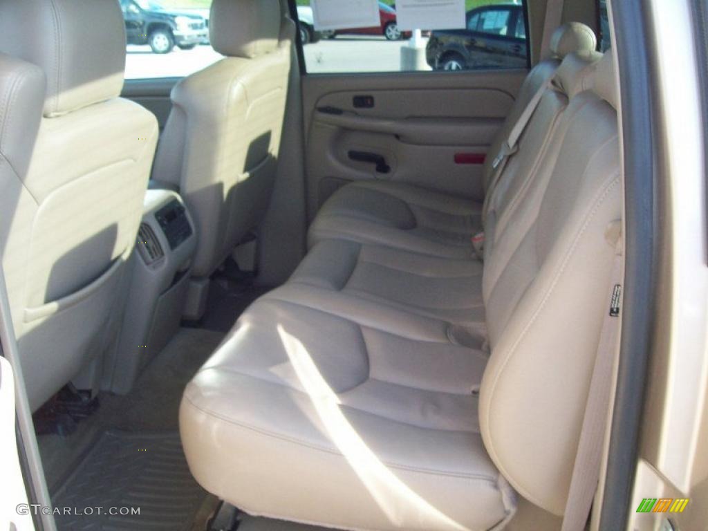 Tan Interior 2005 Chevrolet Silverado 1500 Z71 Crew Cab 4x4 Photo #39018547