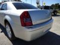 Bright Silver Metallic - 300 C HEMI Photo No. 10