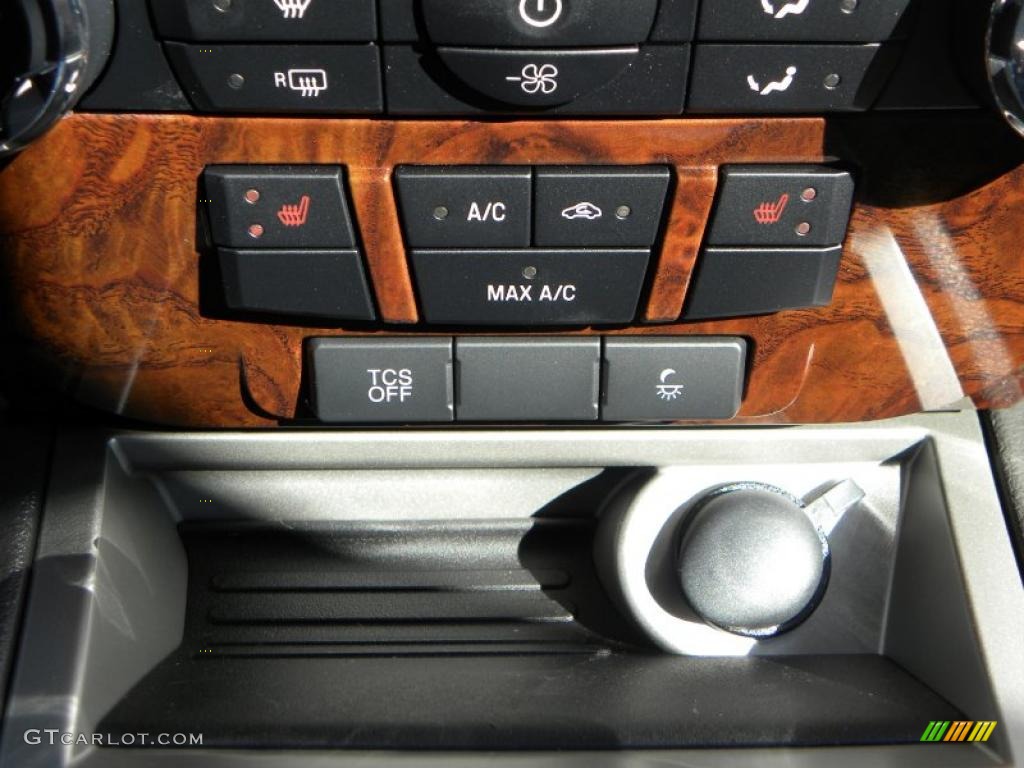 2011 Ford Fusion SEL V6 Controls Photo #39020459
