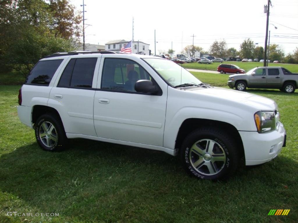 Summit White 2007 Chevrolet TrailBlazer LT 4x4 Exterior Photo #39020563