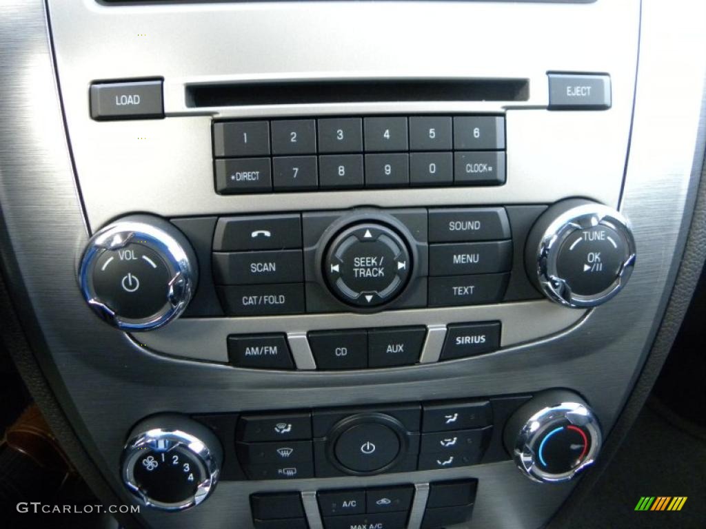 2011 Ford Fusion SE Controls Photo #39020887
