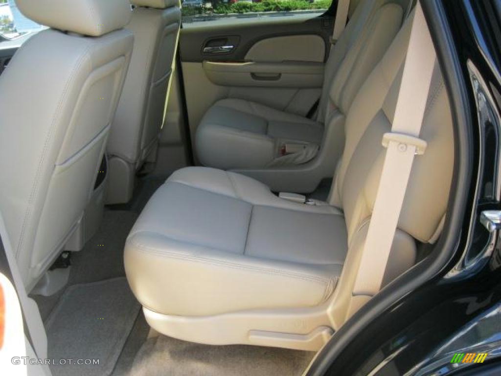 Light Cashmere/Dark Cashmere Interior 2011 Chevrolet Tahoe LTZ Photo #39023599