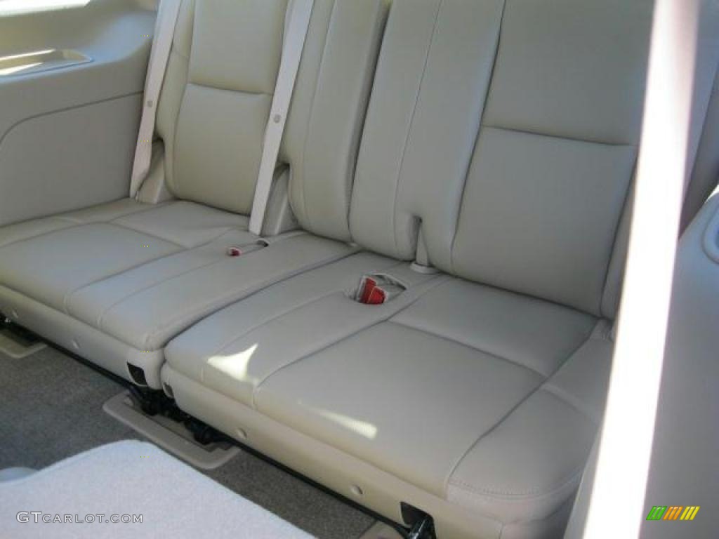 Light Cashmere/Dark Cashmere Interior 2011 Chevrolet Tahoe LTZ Photo #39023611