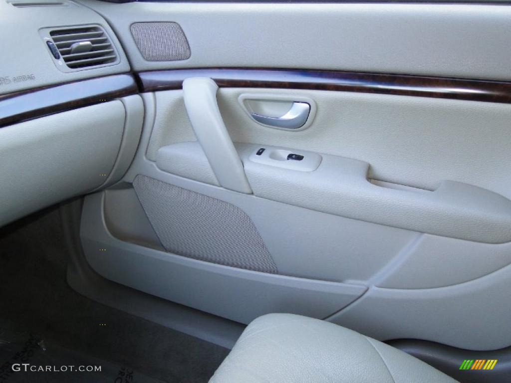 2004 Volvo S80 2.9 Light Taupe Door Panel Photo #39024423