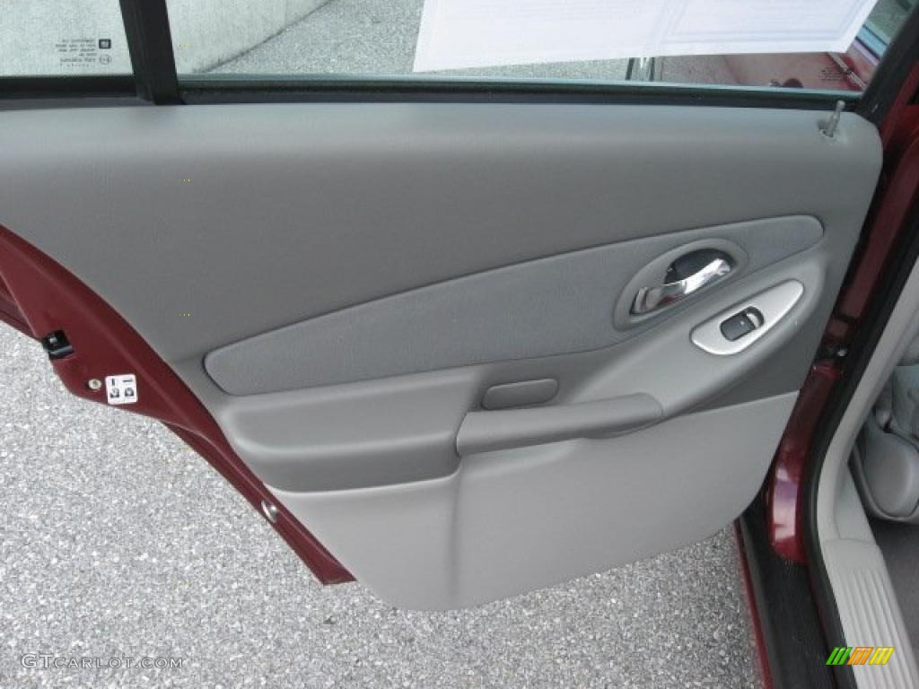2007 Malibu LT Sedan - Sport Red Metallic / Titanium Gray photo #24