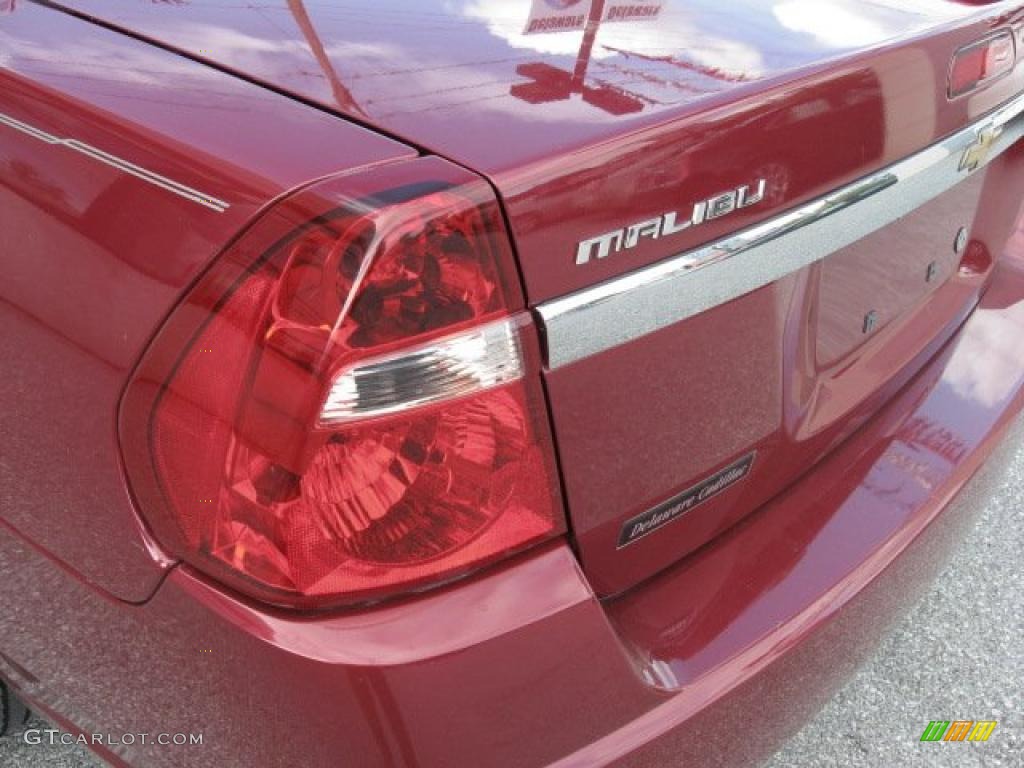 2007 Malibu LT Sedan - Sport Red Metallic / Titanium Gray photo #35
