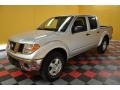 2008 Radiant Silver Nissan Frontier SE Crew Cab 4x4  photo #2