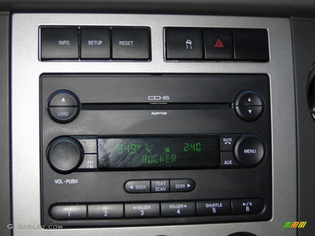 2007 Ford Expedition XLT Controls Photo #39026207