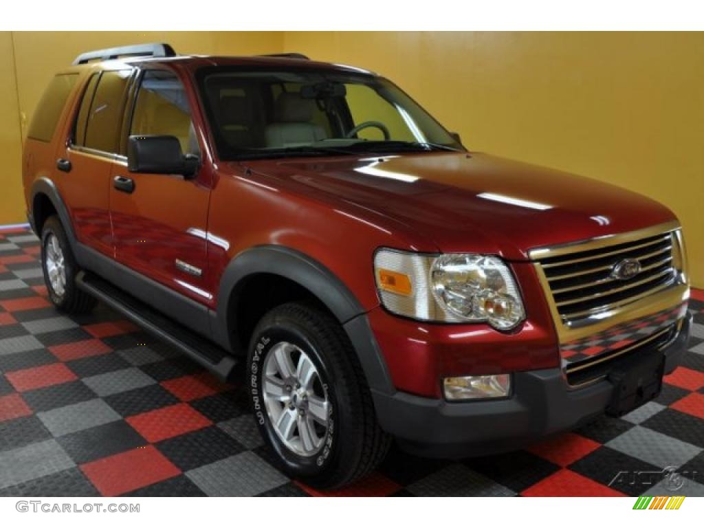 2006 Explorer XLT 4x4 - Dark Cherry Metallic / Camel photo #1