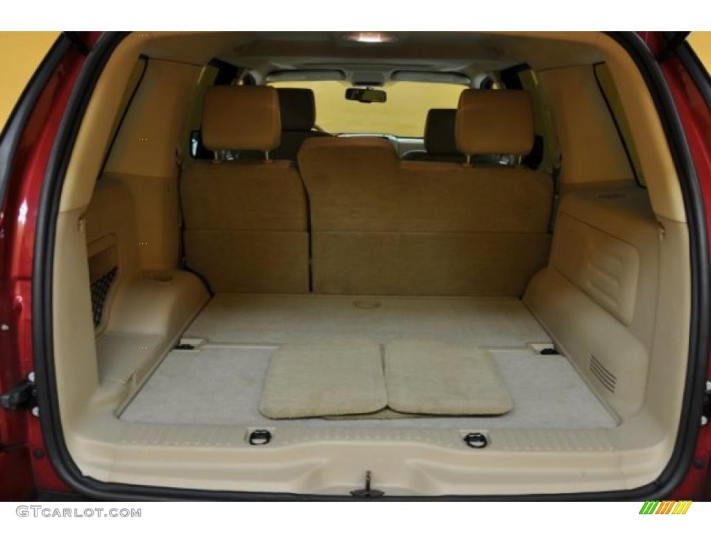 2006 Explorer XLT 4x4 - Dark Cherry Metallic / Camel photo #13