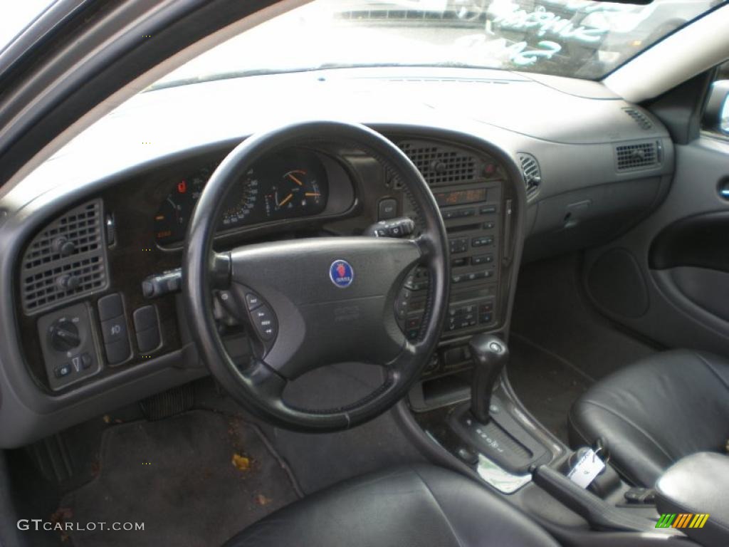 Charcoal Gray Interior 2003 Saab 9-5 Linear Sport Wagon Photo #39027107