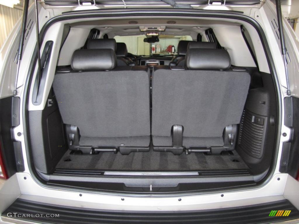 2007 Cadillac Escalade Standard Escalade Model Trunk Photo #39030003