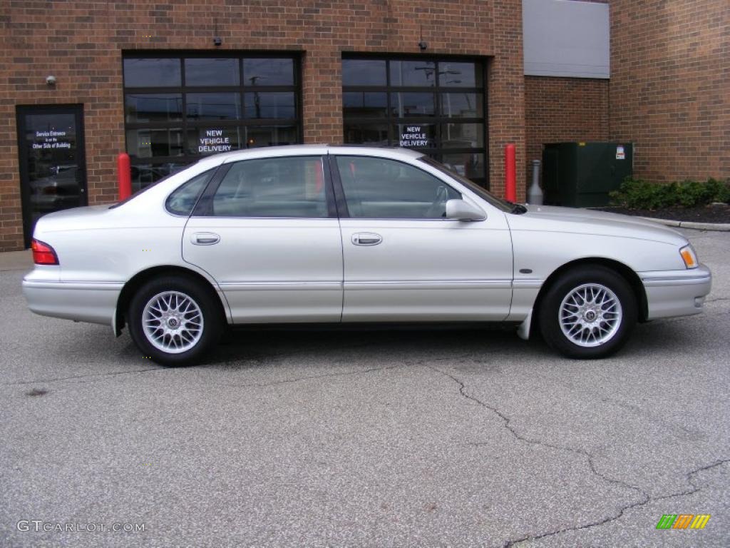 1999 Avalon XLS - Lunar Mist Metallic / Ivory photo #2