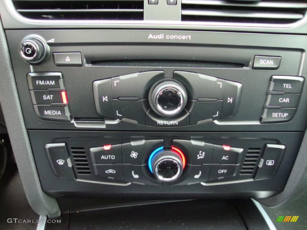 2011 Audi A4 2.0T quattro Sedan Controls Photo #39030315
