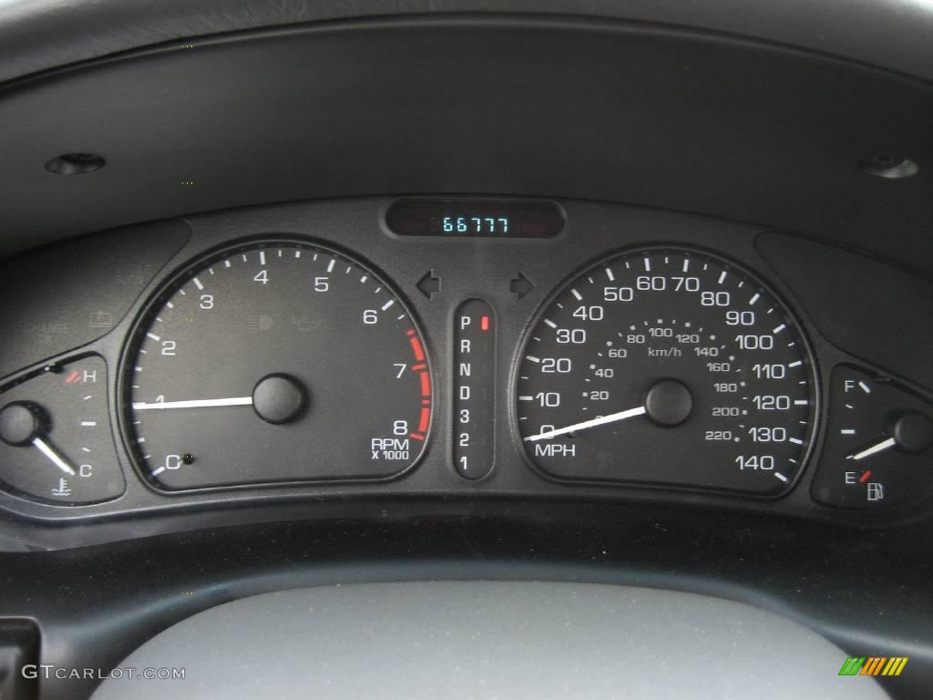 2000 Intrigue GLS - Arctic White / Dark Gray photo #18