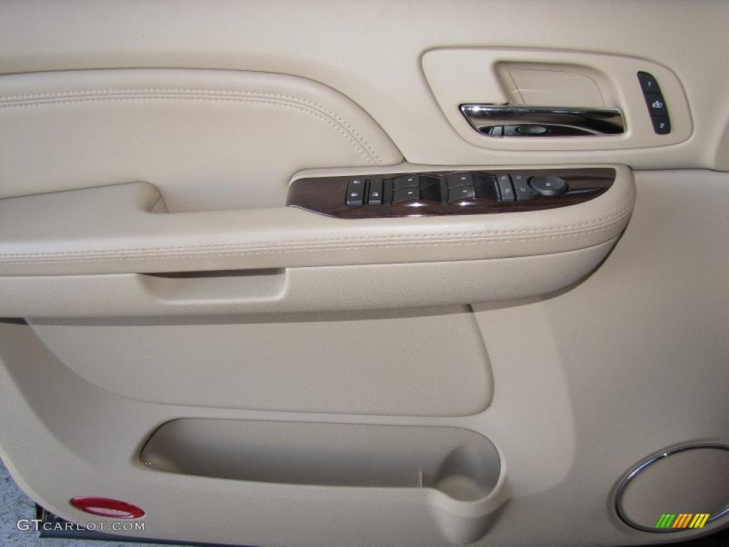 2009 Cadillac Escalade ESV Door Panel Photos