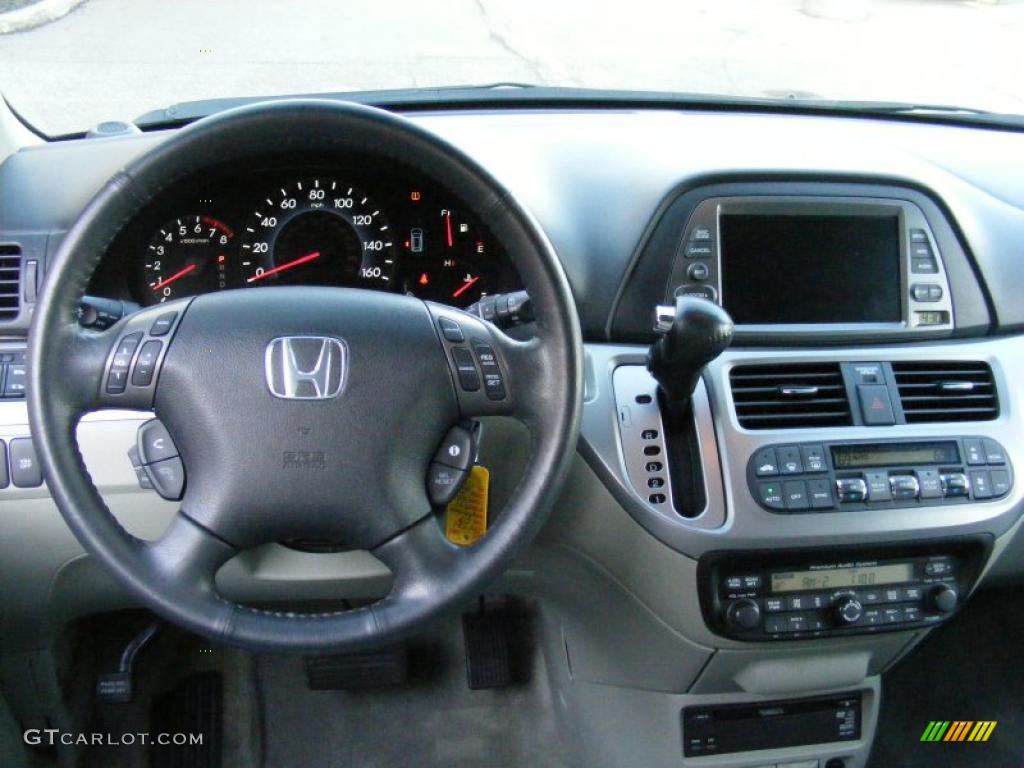 2008 Honda Odyssey Touring Gray Dashboard Photo #39031327