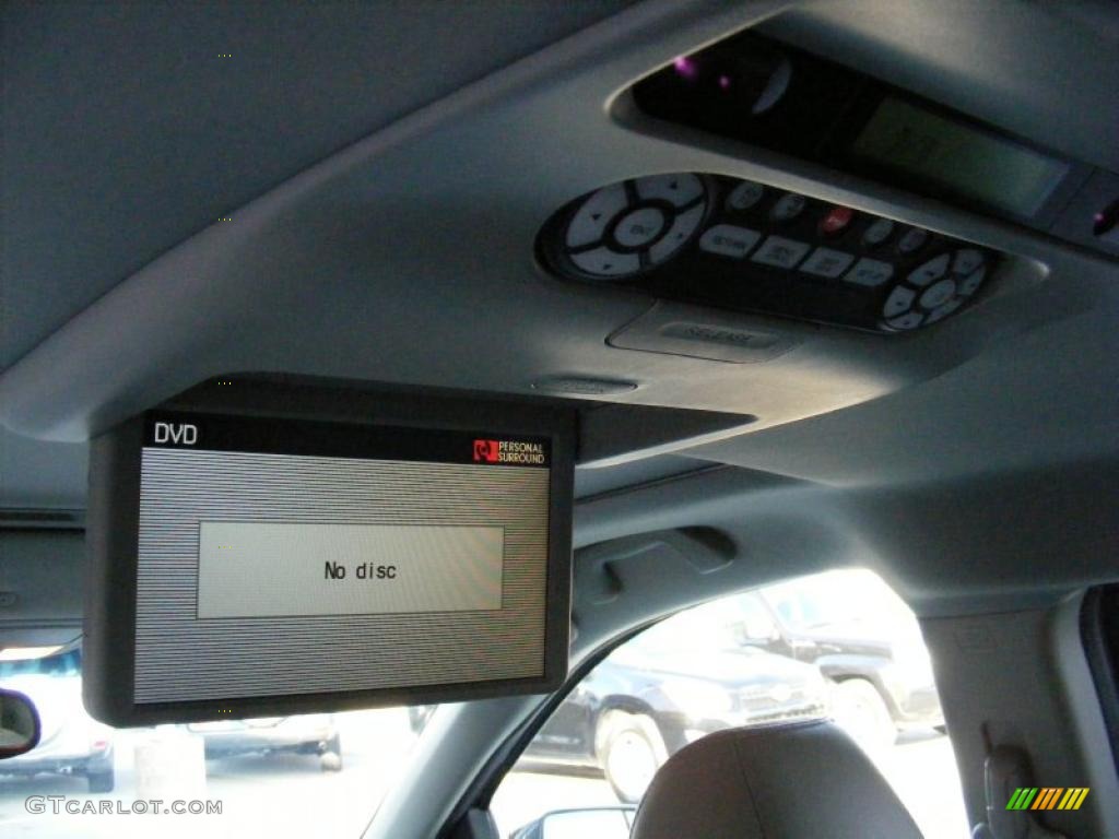 2008 Honda Odyssey Touring Controls Photo #39031551
