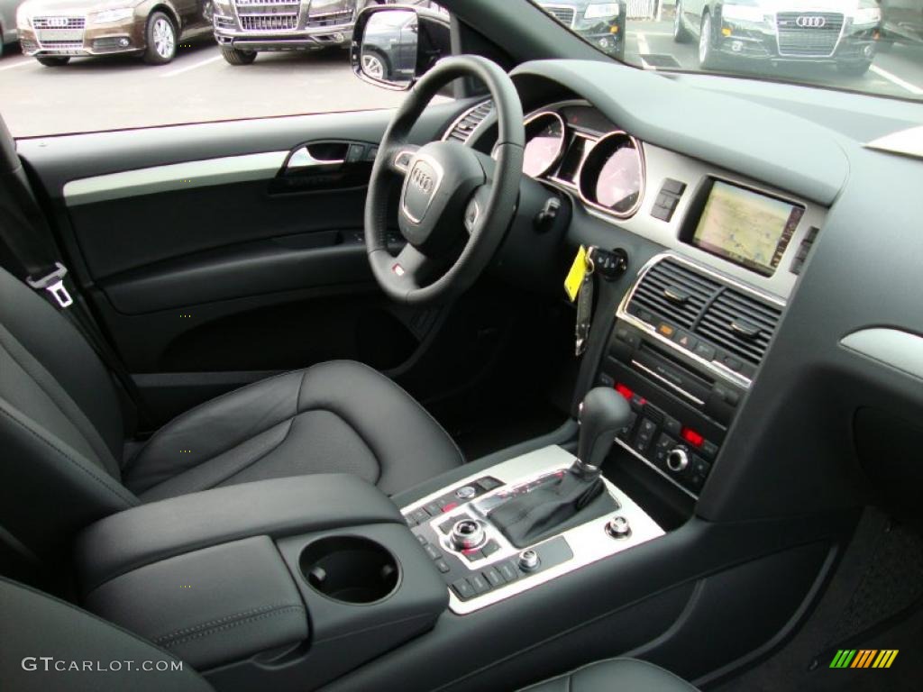 2011 Audi Q7 3.0 TDI quattro Black Dashboard Photo #39031707