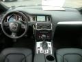 Black Dashboard Photo for 2011 Audi Q7 #39031799