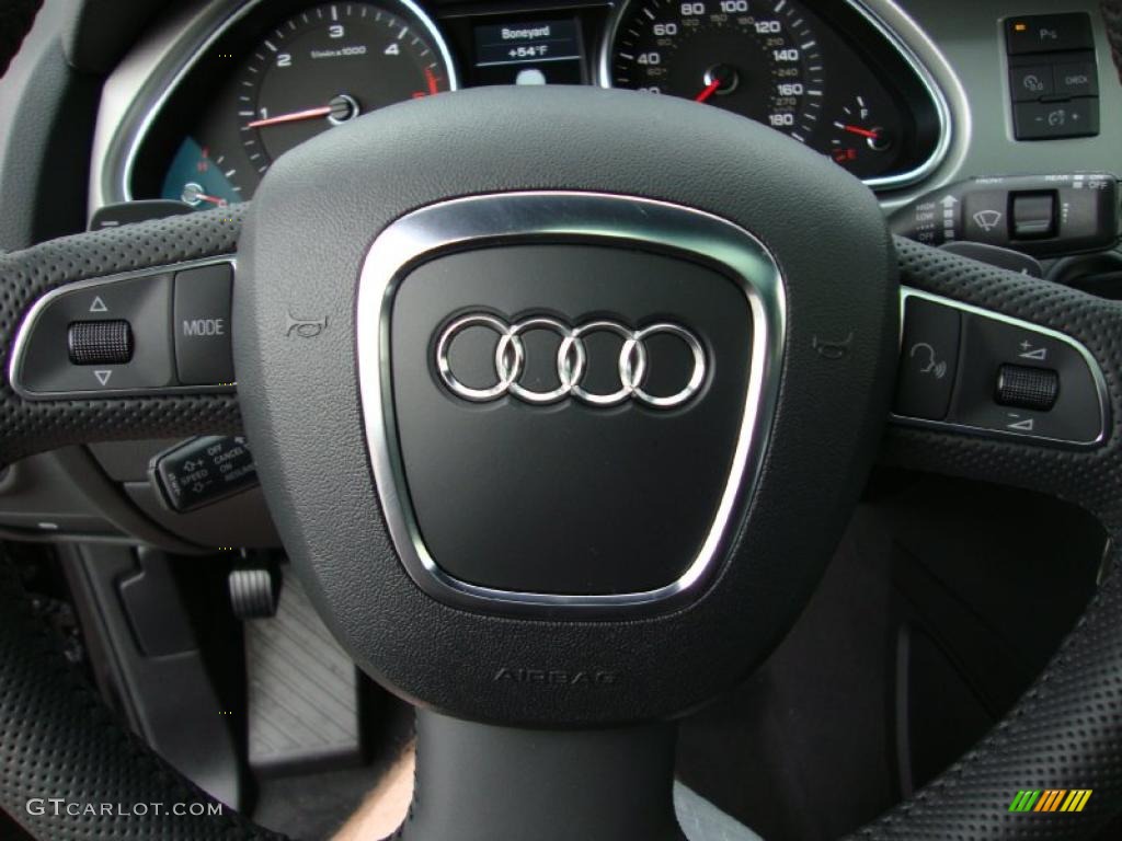 2011 Audi Q7 3.0 TDI quattro Controls Photo #39031967