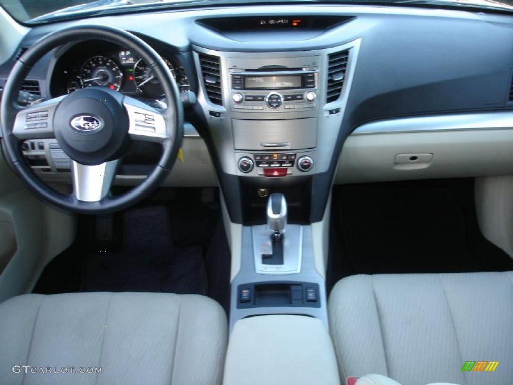 2010 Subaru Outback 2.5i Premium Wagon Warm Ivory Dashboard Photo #39037691