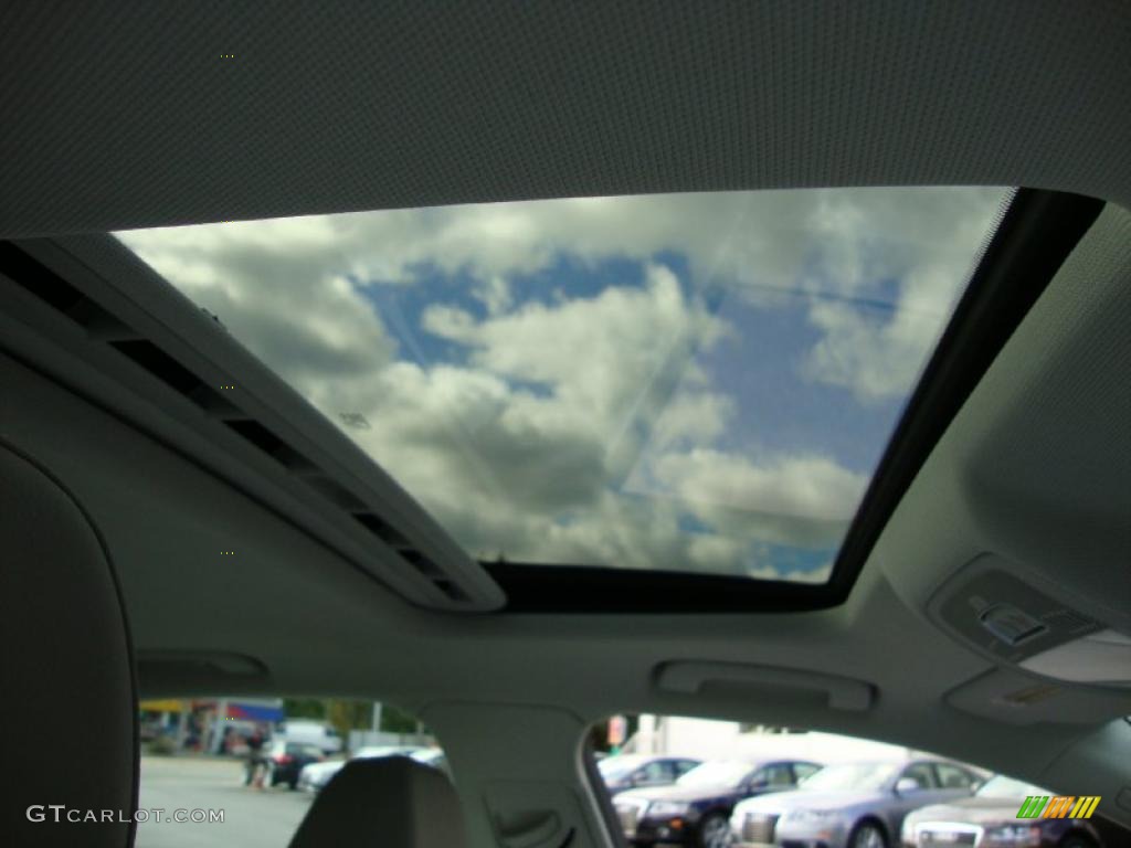 2011 Audi A4 2.0T quattro Sedan Sunroof Photo #39037719