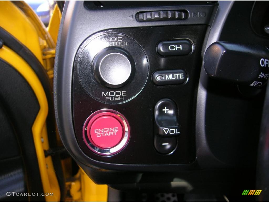 2006 Honda S2000 Roadster Controls Photo #39040159