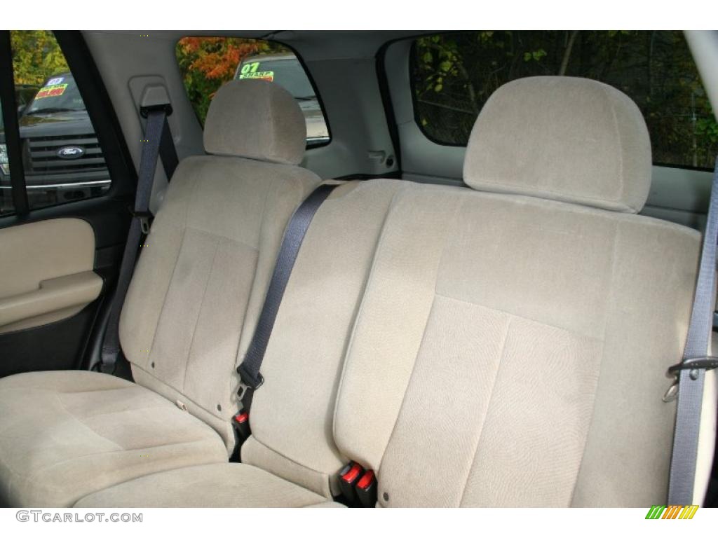 Light Cashmere/Ebony Interior 2005 Chevrolet TrailBlazer LS 4x4 Photo #39042971