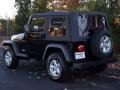 Black - Wrangler SE 4x4 Photo No. 11