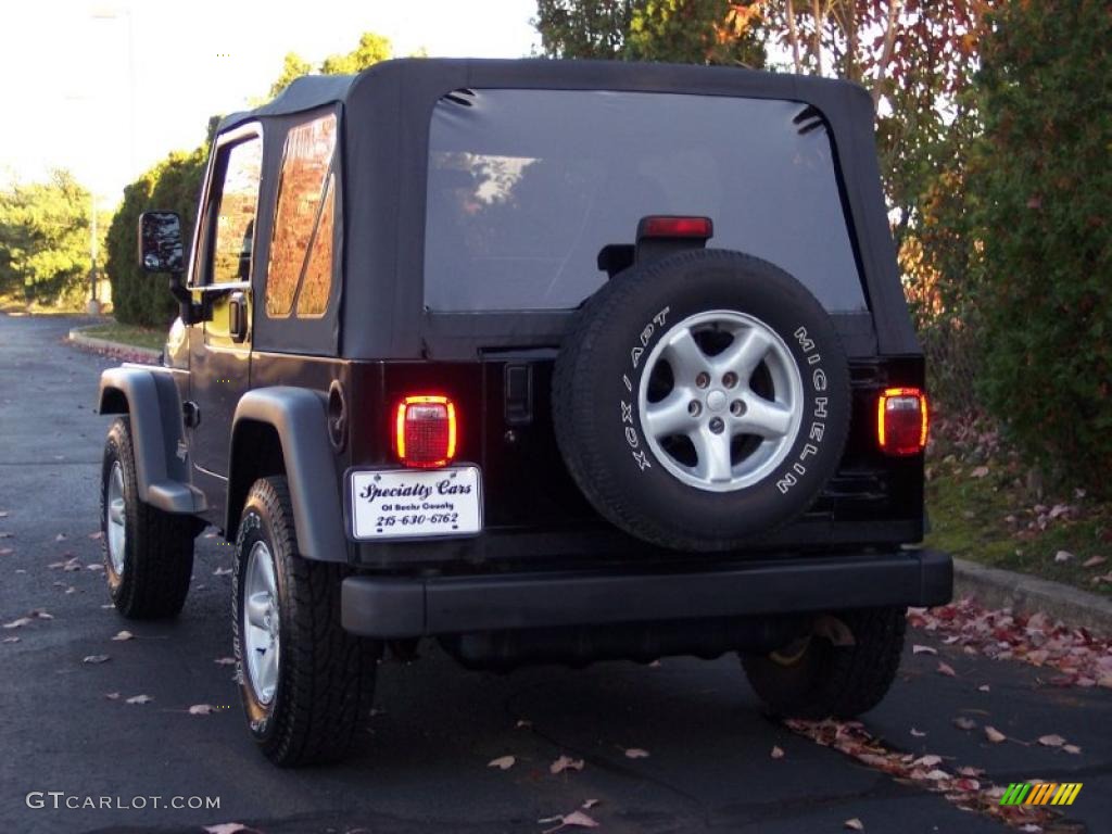 2002 Wrangler SE 4x4 - Black / Agate Black photo #12