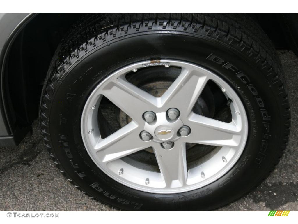 2005 Chevrolet Equinox LT AWD Wheel Photo #39043359