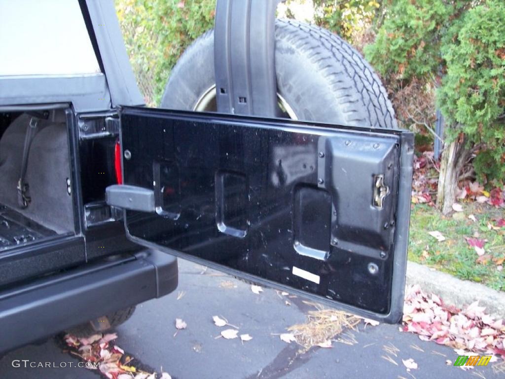 2002 Wrangler SE 4x4 - Black / Agate Black photo #49