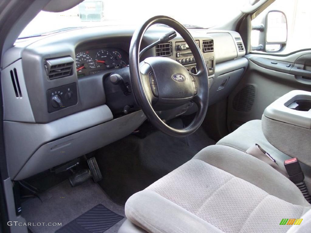 Medium Flint Interior 2004 Ford F250 Super Duty XLT SuperCab 4x4 Photo #39044071