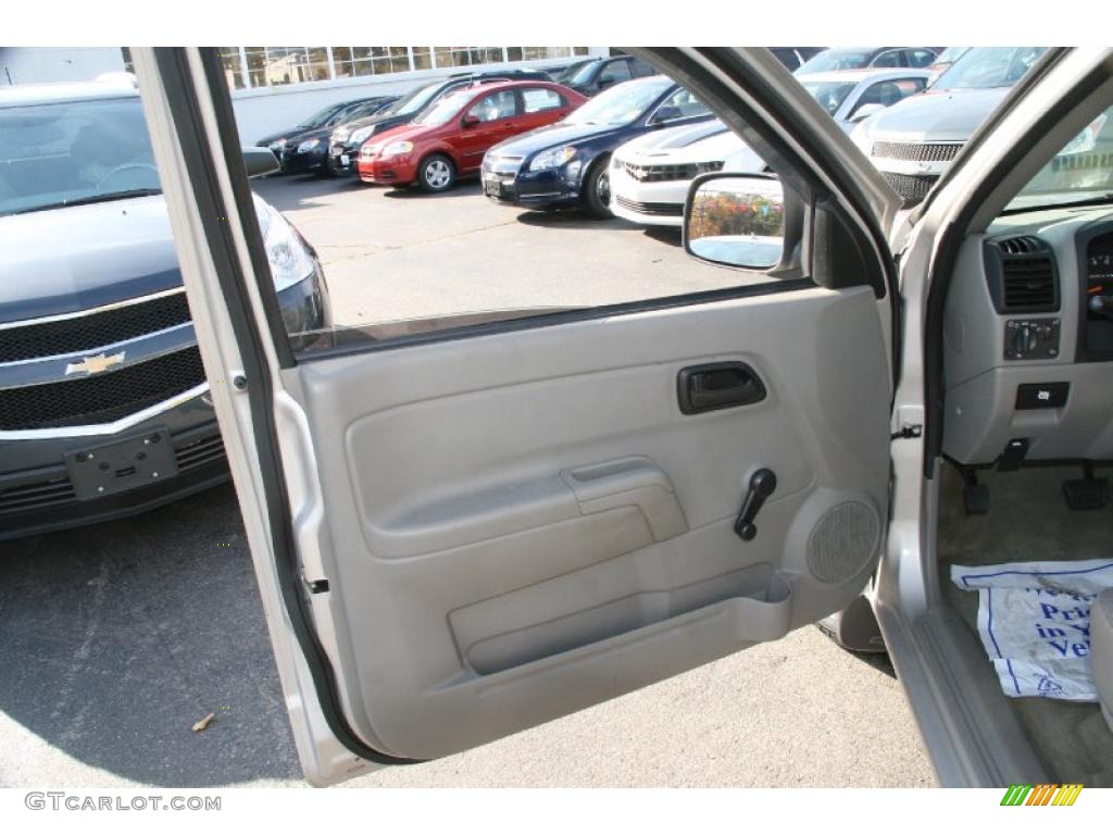 2004 Chevrolet Colorado Regular Cab Medium Dark Pewter Door Panel Photo #39044123
