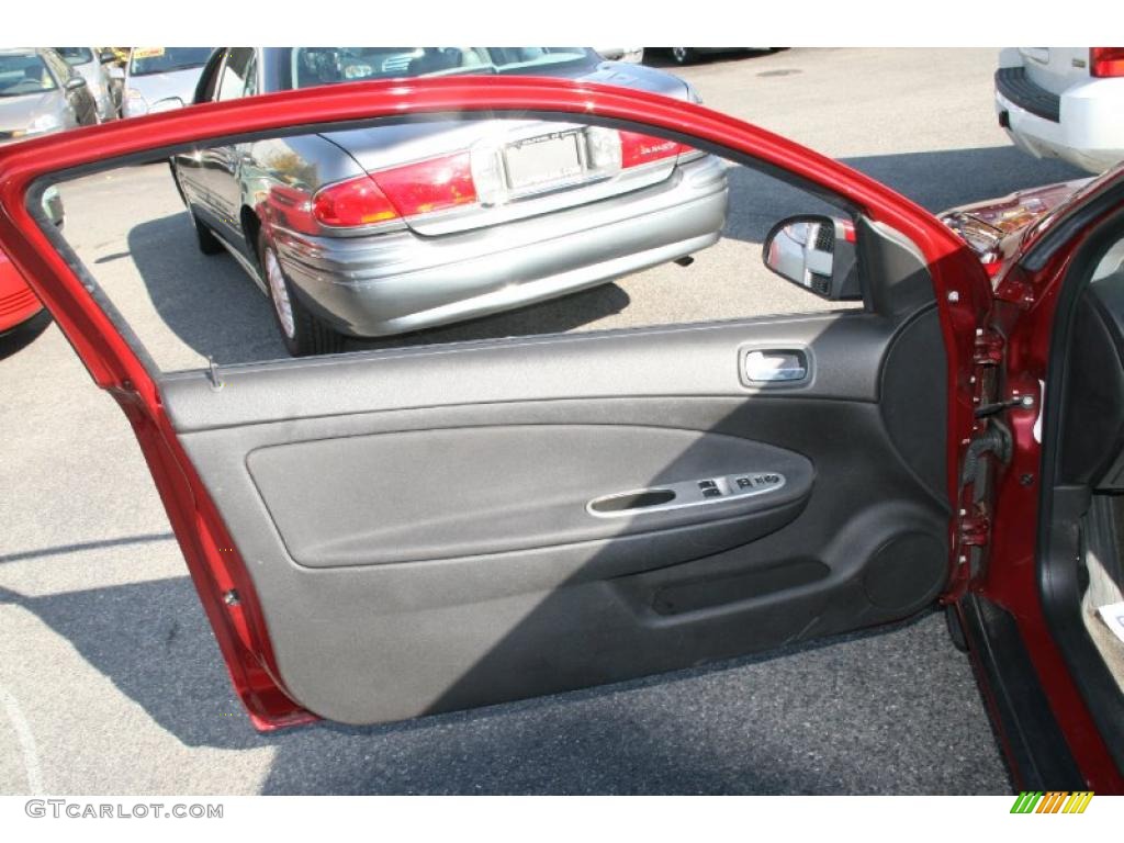 2008 Chevrolet Cobalt LT Coupe Ebony/Gray Door Panel Photo #39045428