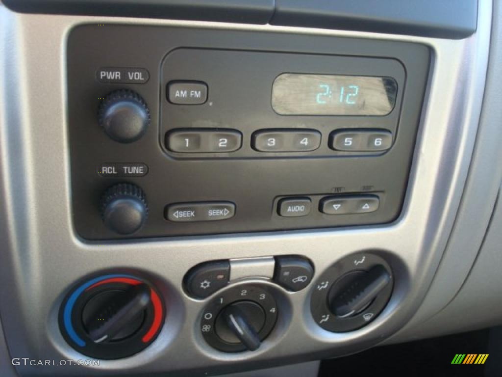 2008 Chevrolet Colorado Work Truck Extended Cab Controls Photo #39046196