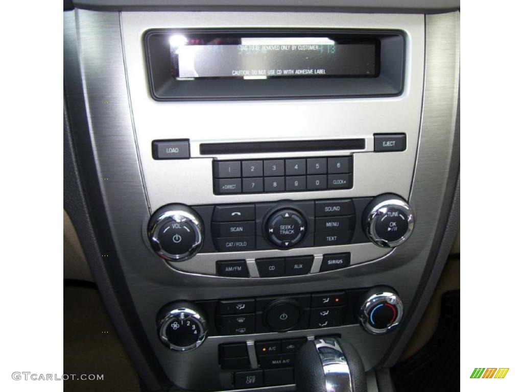 2011 Ford Fusion SE Controls Photo #39050060