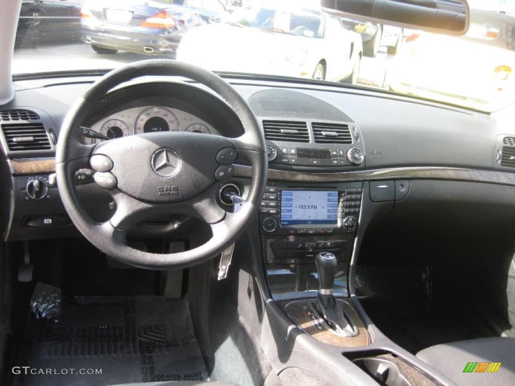 2007 Mercedes-Benz E 350 Sedan Black Dashboard Photo #39051604