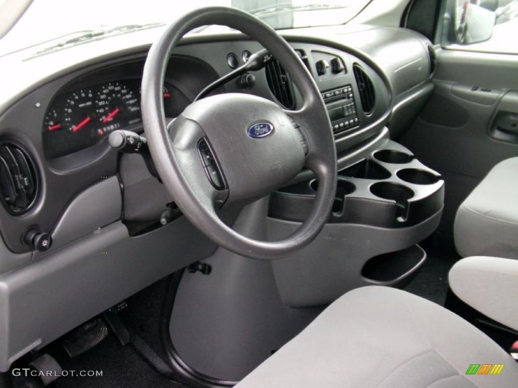 Medium Flint Grey Interior 2007 Ford E Series Van E250 Commercial Photo #39051644
