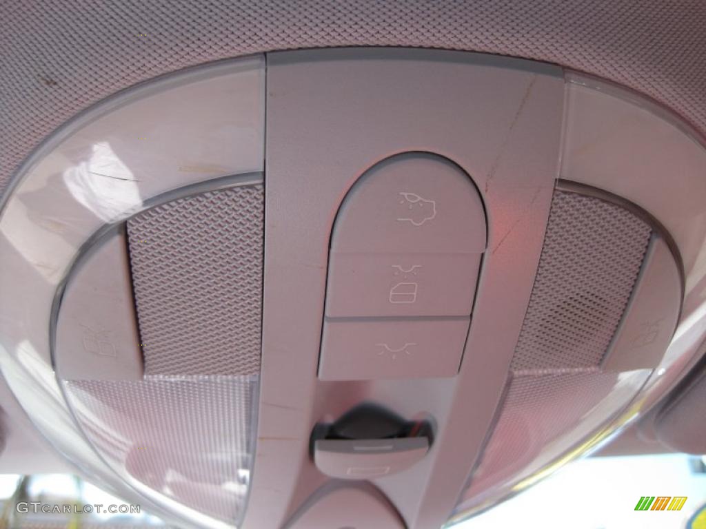 2008 Mercedes-Benz E 350 Sedan Controls Photo #39053308