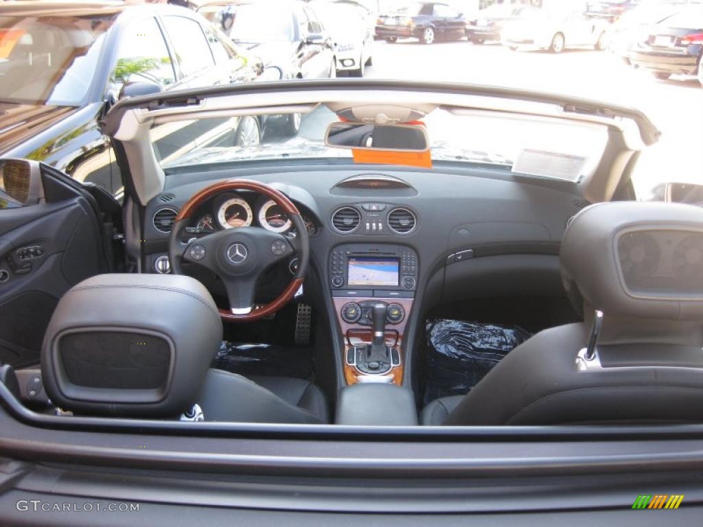 2009 Mercedes-Benz SL 550 Roadster Black Dashboard Photo #39054168