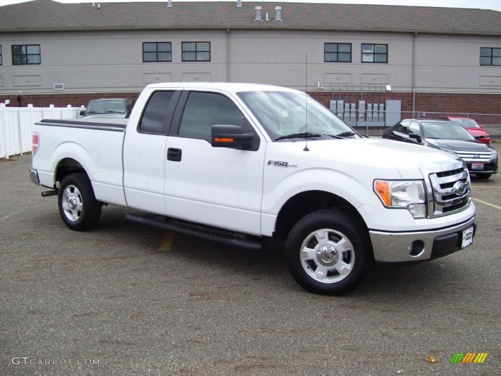Oxford White 2009 Ford F150 XLT SuperCab Exterior Photo #39054428