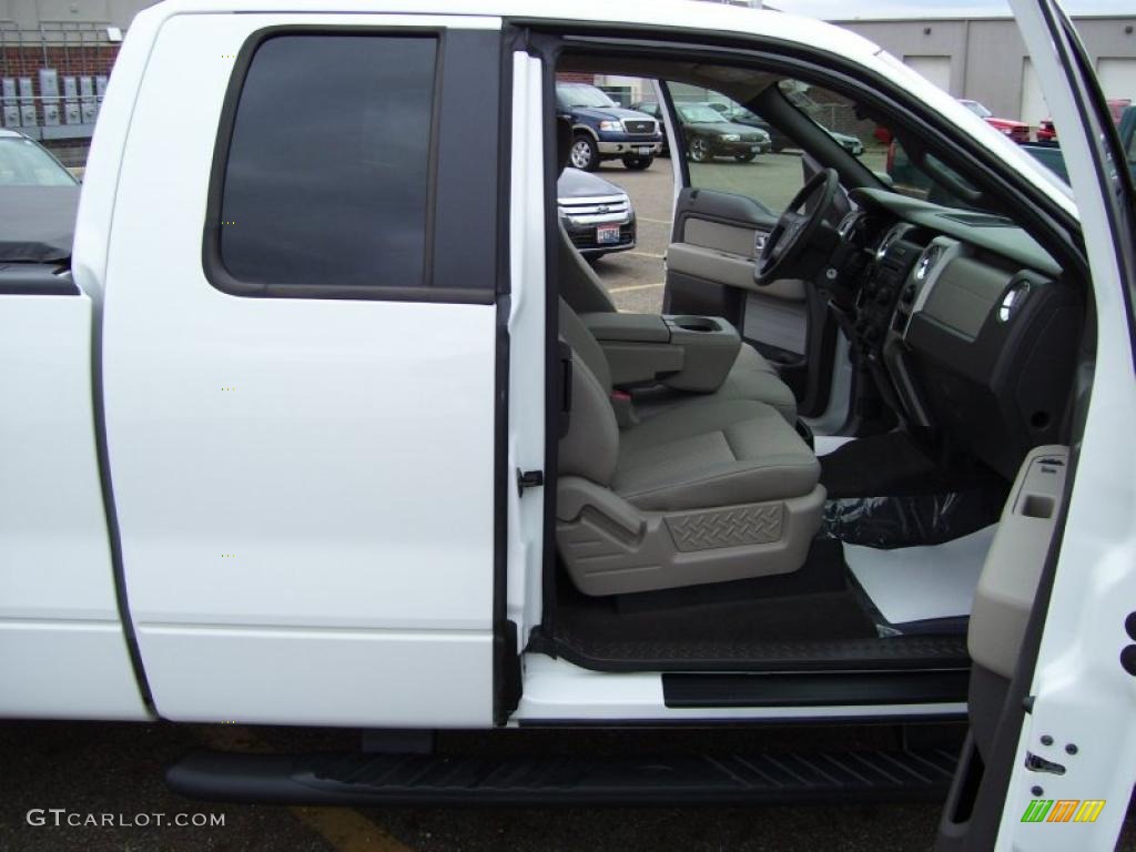 Stone/Medium Stone Interior 2009 Ford F150 XLT SuperCab Photo #39054548
