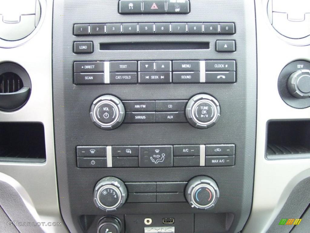 2009 Ford F150 XLT SuperCab Controls Photo #39054708