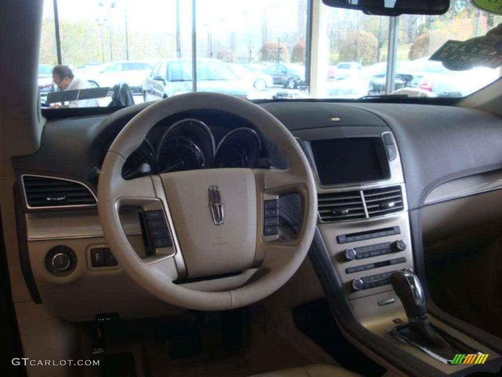 Light Stone Interior 2010 Lincoln MKT AWD EcoBoost Photo #39054988