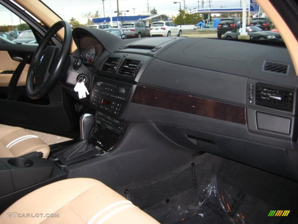 2008 BMW X3 3.0si Sand Beige/Black Nevada Leather Dashboard Photo #39055736